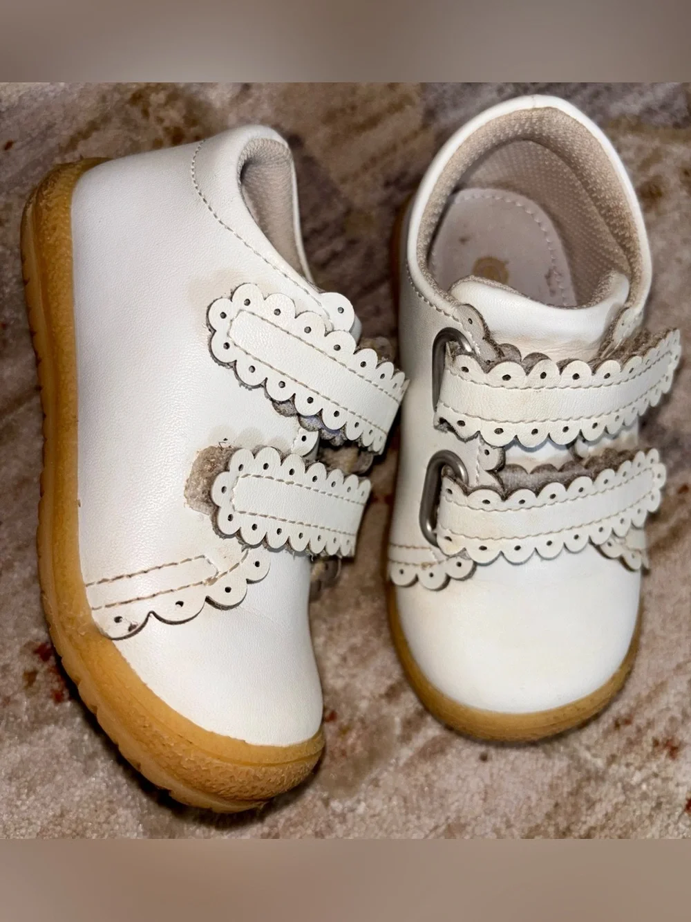 L’Amour Marisa Scalloped Toddler Shoes